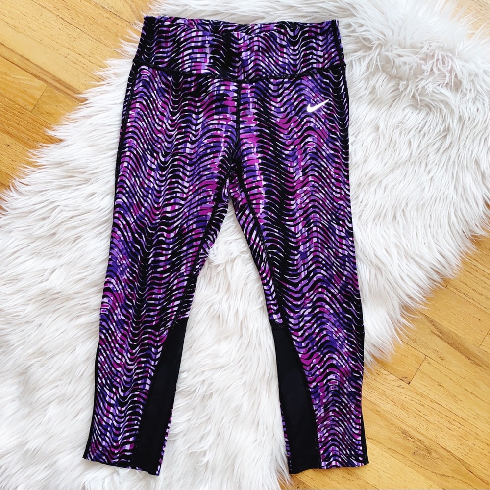 Nike Dri-Fit Cropped Active Leggings